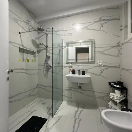 Apartamento Xhm 2 Tirana